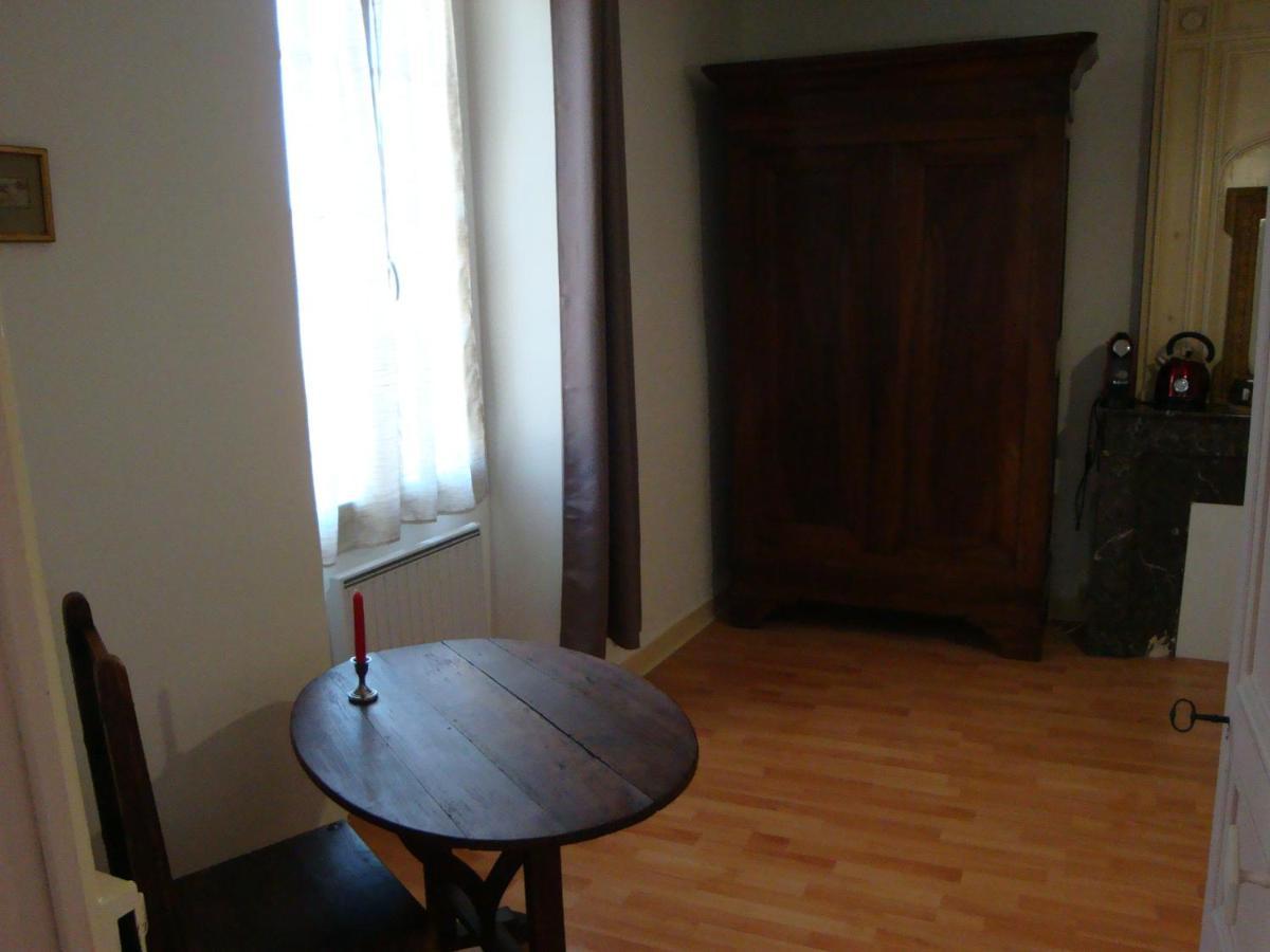 Suite Independante A La Campagne Saint-Aigulin Экстерьер фото